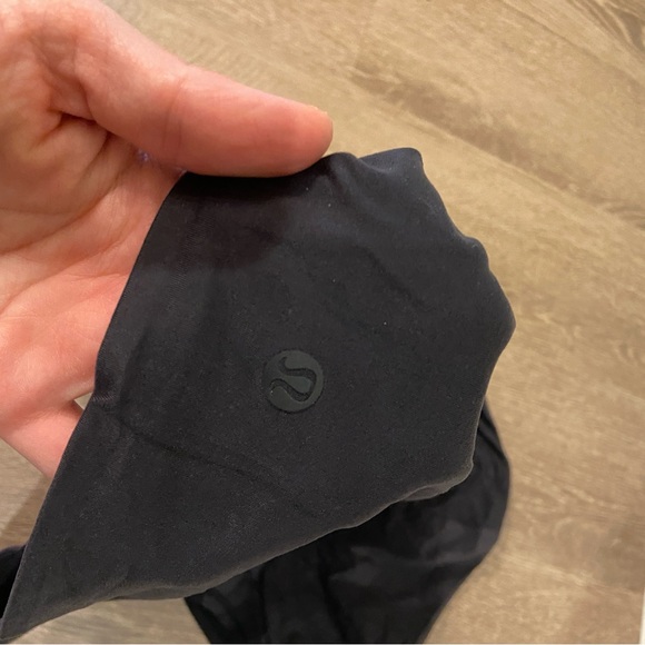 Lululemon Wundermost Ultra-Soft Nulu Crewneck Cropped T-Shirt - Picture 3 of 6